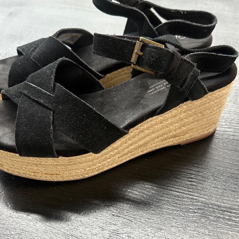 Toms Black and Tan Wedge Sandals